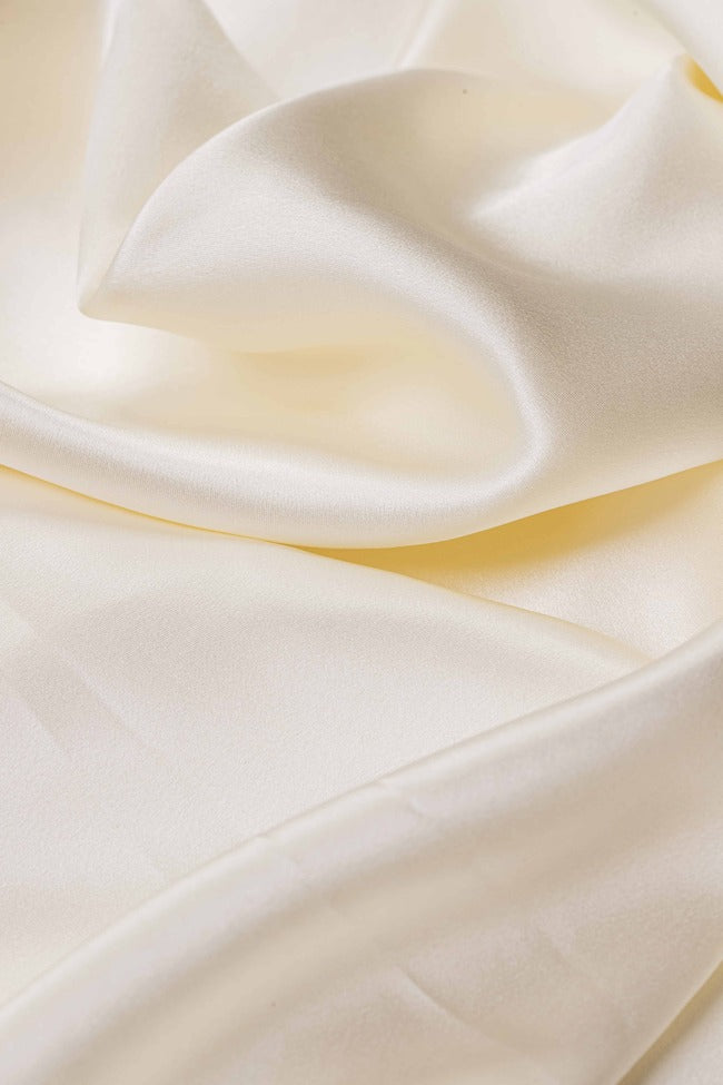 Zijden kussensloop van 60×70 cm in beige